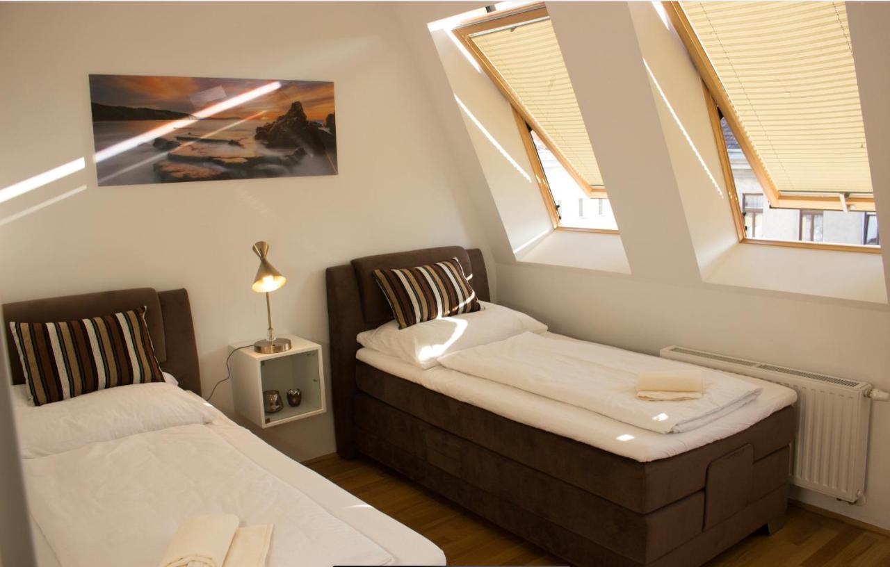Die Wolkenresidenz L Dg1'12 Vienna Exterior photo